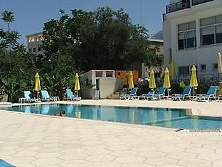 Watermill Hotell Kyrenia  Exteriör bild